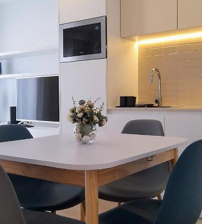 Light Brown Central Apartment Aveiro Exterior photo